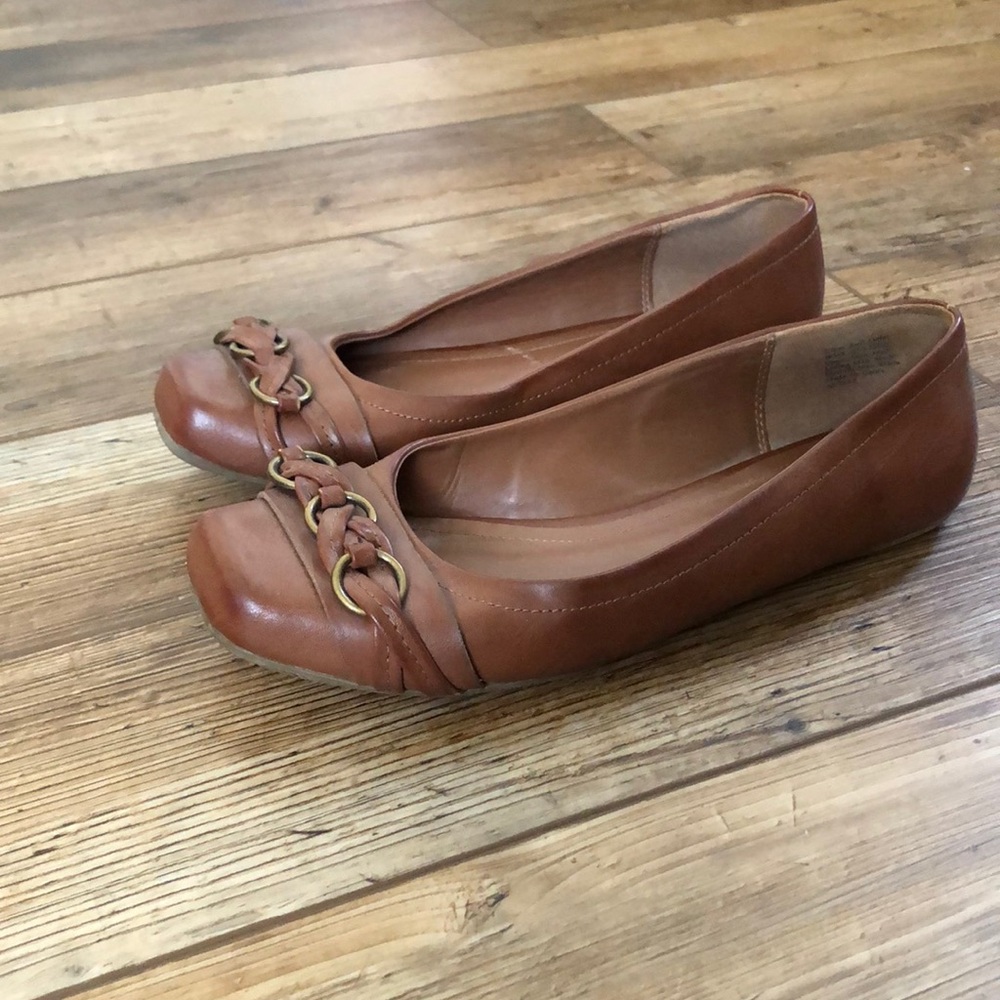 Kenneth Cole Reaction Flats